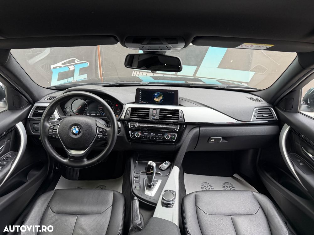 BMW Seria 3 320i Aut. Luxury Line - 7