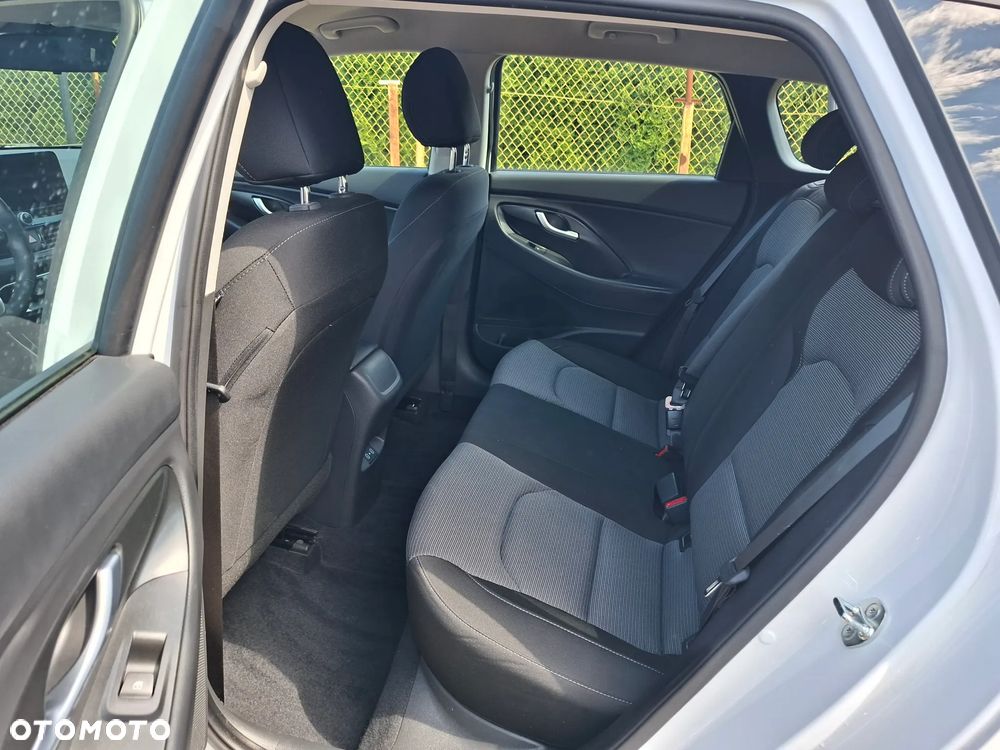 Hyundai i30 1.0 T-GDI Smart - 10