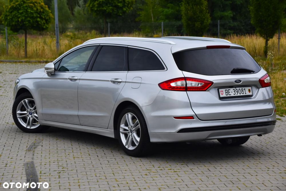 Ford Mondeo SW 2.0 TDCi ECOnetic Start-Stop Titanium - 32