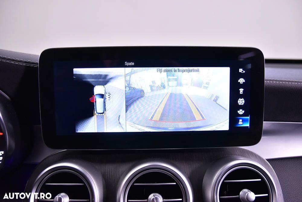 Mercedes-Benz GLC 300 d 4Matic 9G-TRONIC AMG Line - 19