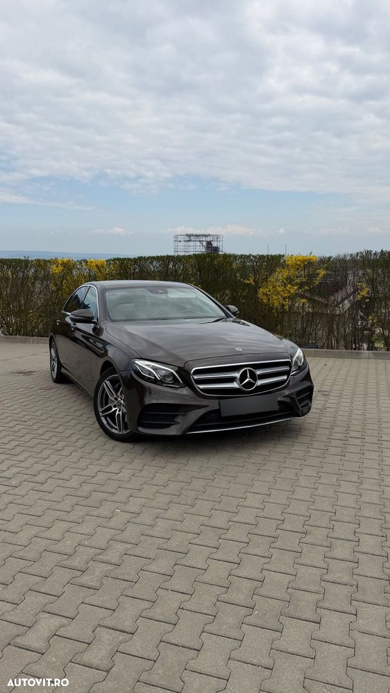Mercedes-Benz E 220 d 4MATIC Aut. - 1