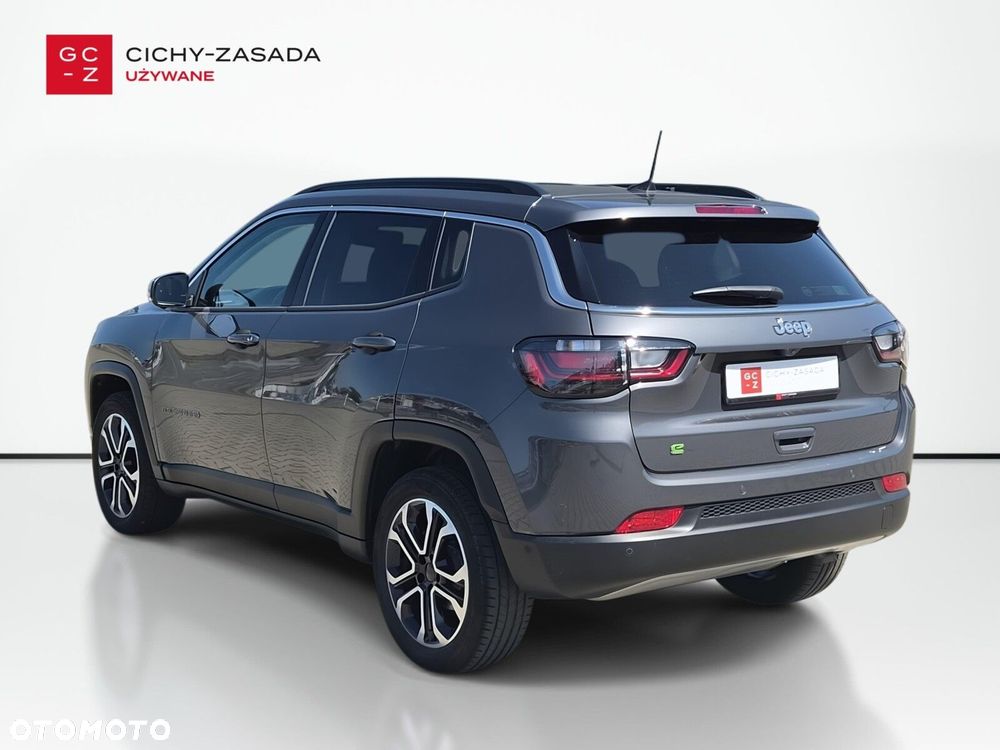 Jeep Compass - 4