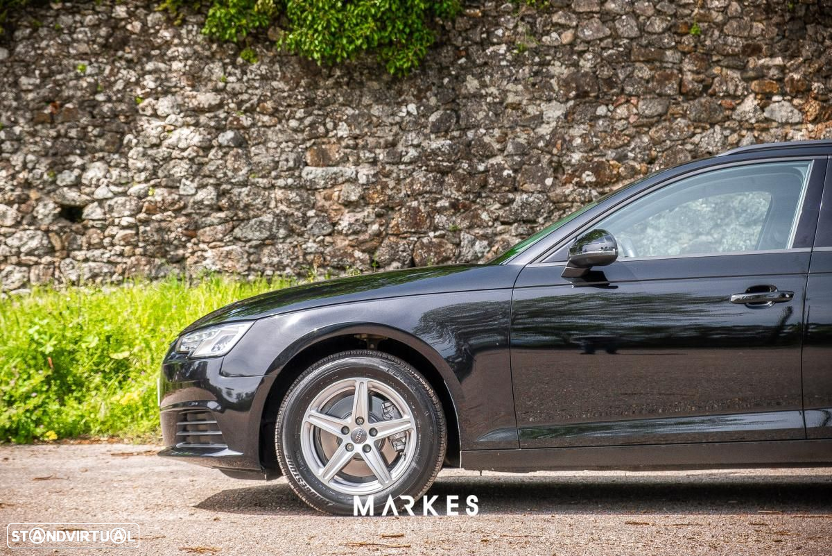 Audi A4 Avant 35 TDI Design S tronic - 10