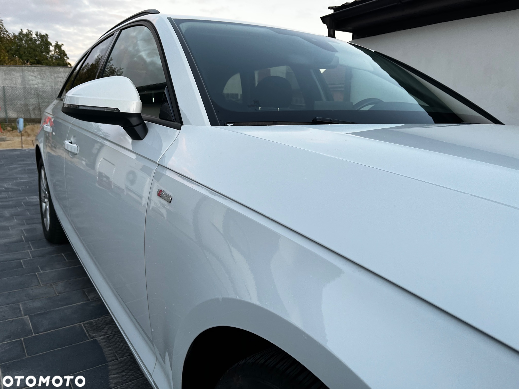 Audi A4 Avant 2.0 TDI Quattro S tronic - 13