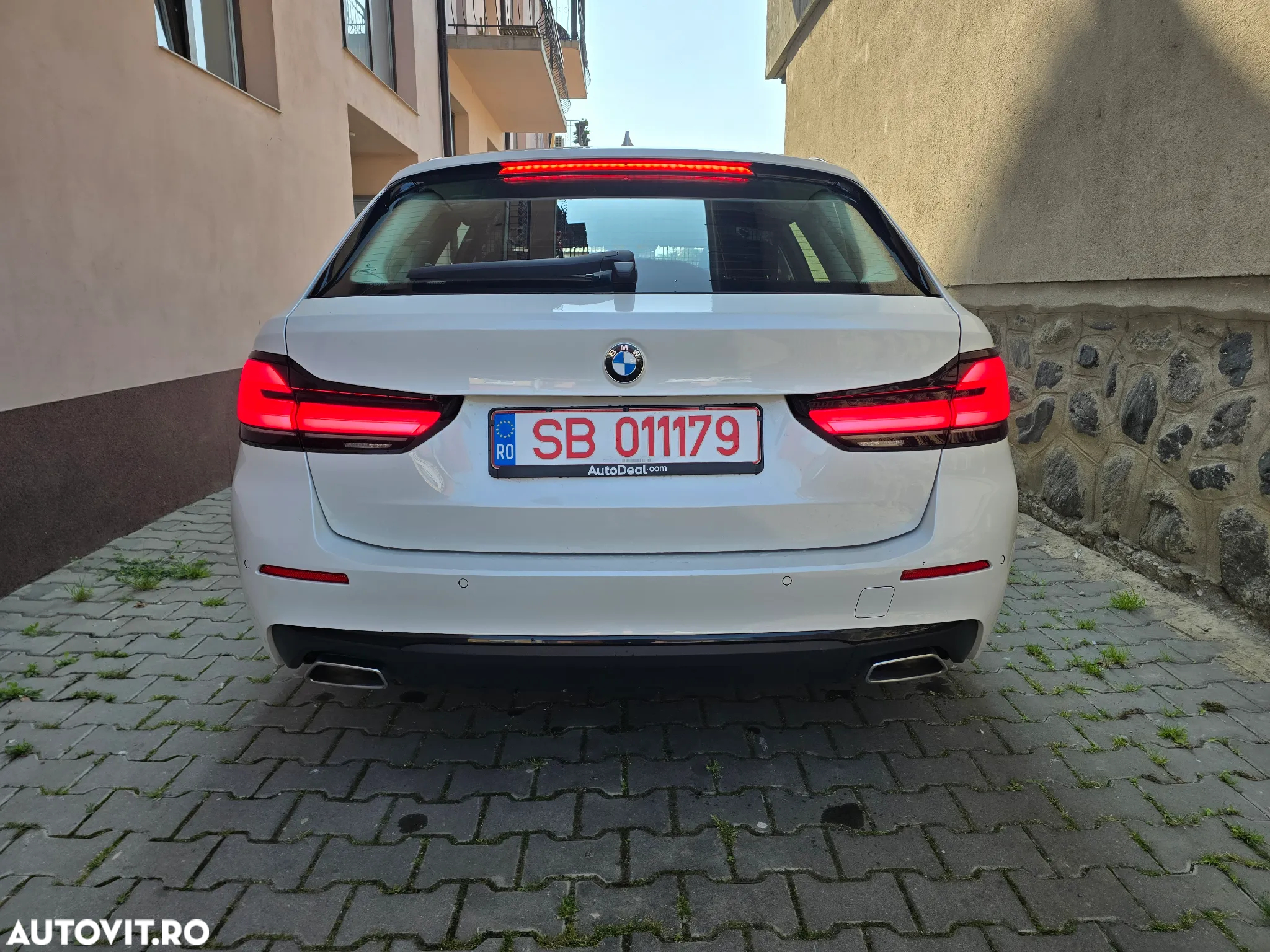 BMW Seria 5 520d Touring Aut. - 8