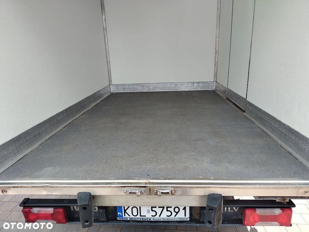 Iveco 35S15 - 18