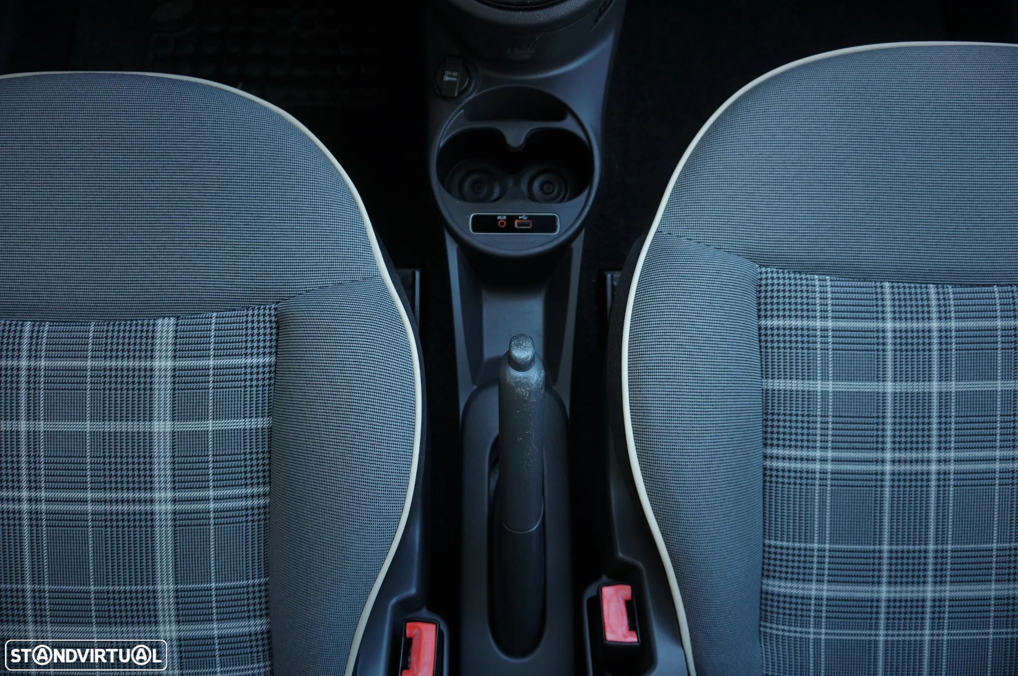 Fiat 500 1.2 Lounge S&S - 32