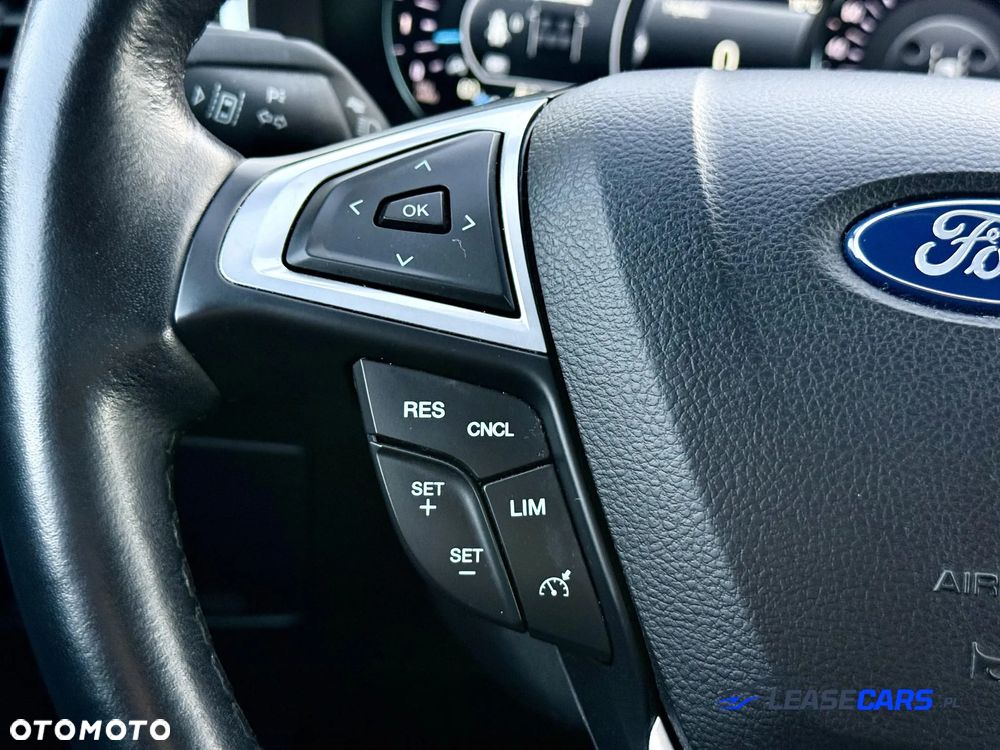 Ford S-Max 2.0 EcoBlue Titanium - 31