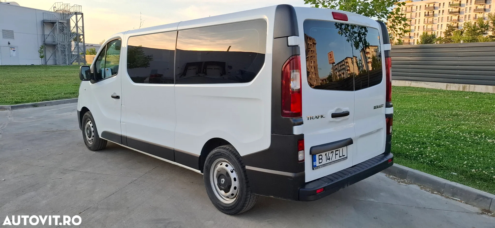 Renault Trafic - 3
