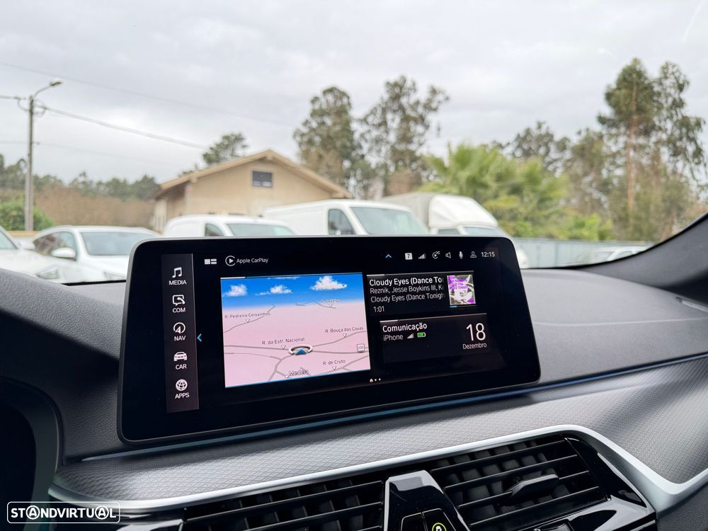 BMW 530 e Pack 50 anos M - 25