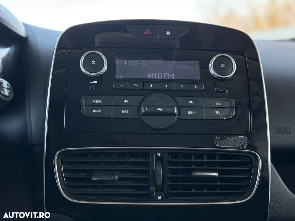 Renault Clio TCe Life - 22