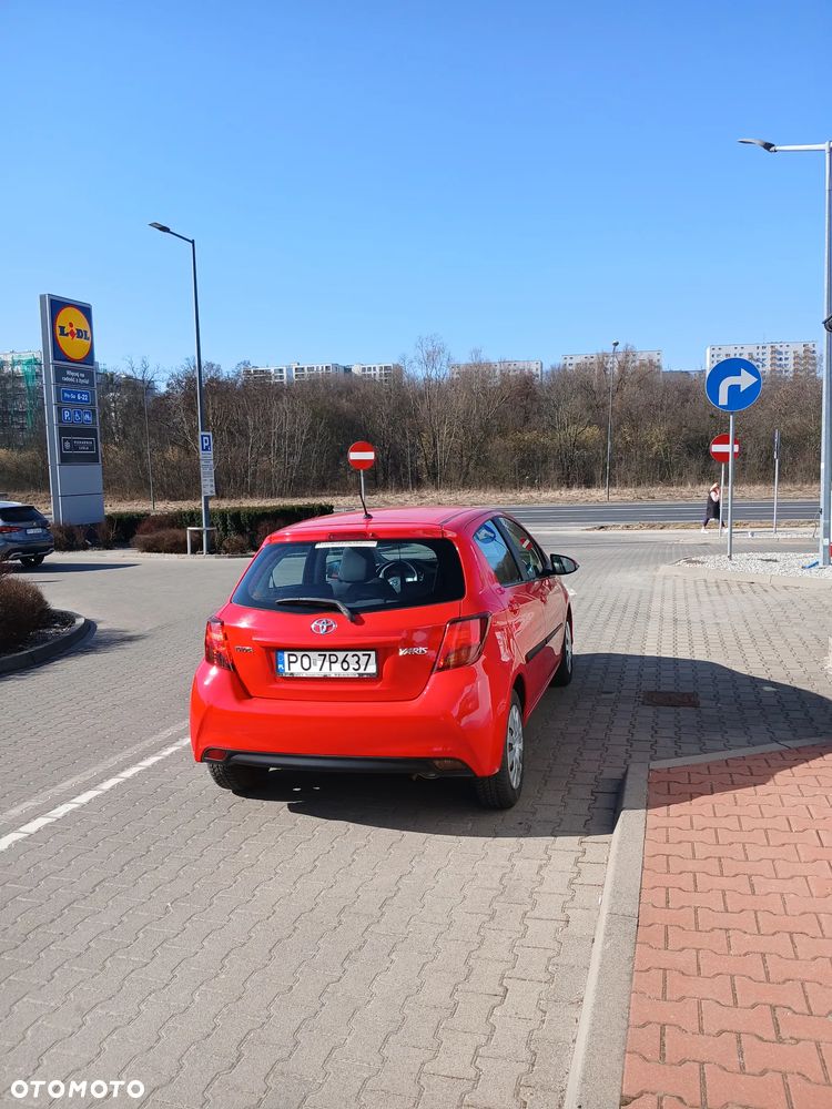 Toyota Yaris 1.0 Active EU6 - 4
