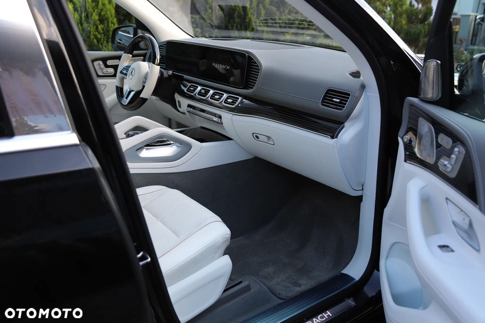 Mercedes-Benz GLS Maybach 600 4-Matic - 22
