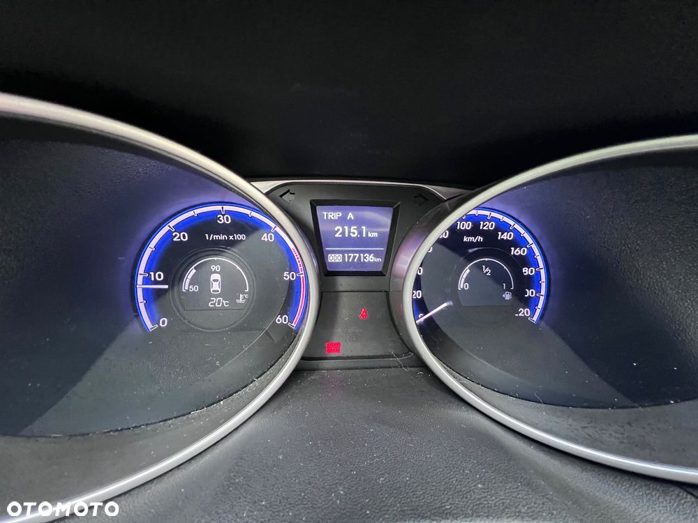 Hyundai ix35 2.0 CRDi 4WD Premium - 9