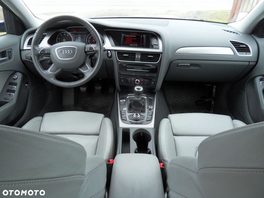 Audi A4 Limousine 1.8 TFSI Attraction - 12