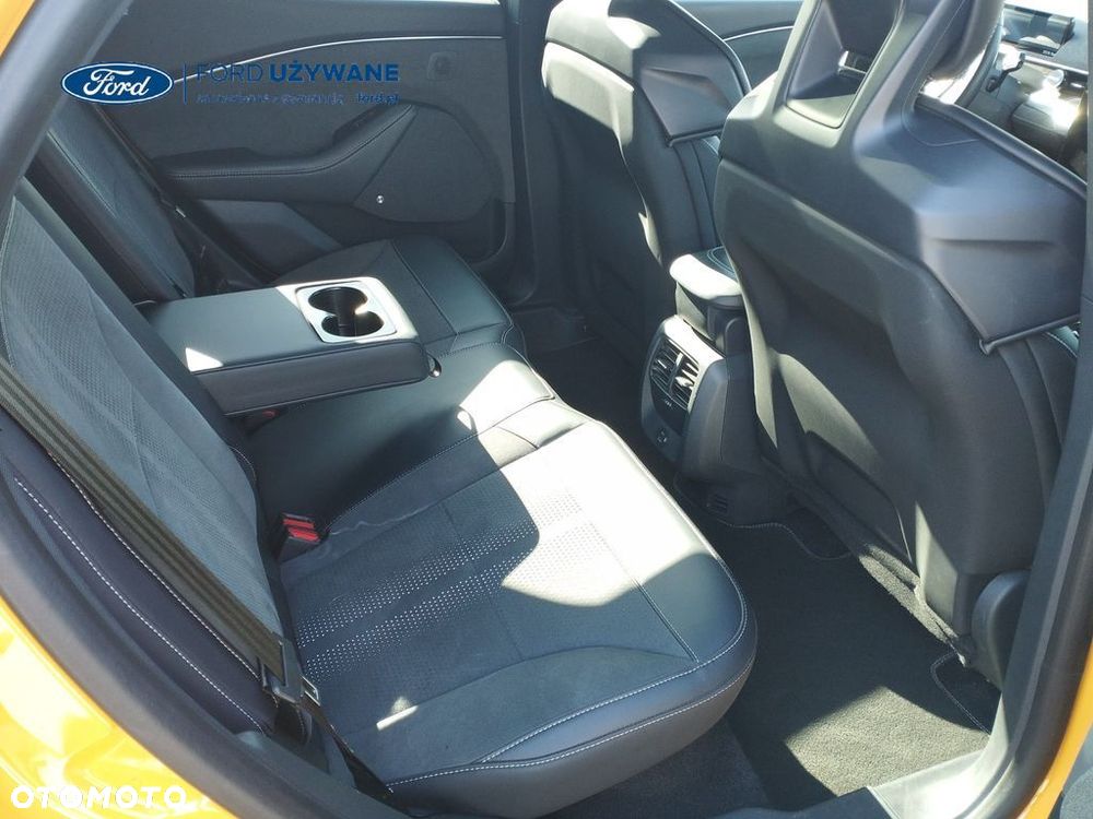 Ford Mustang Mach-E - 7