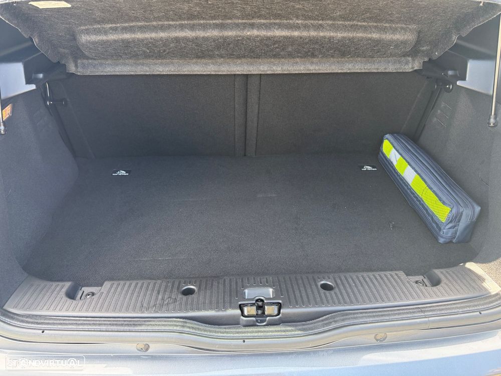 Renault Twingo 1.0 SCe Luxe — fotografia 7