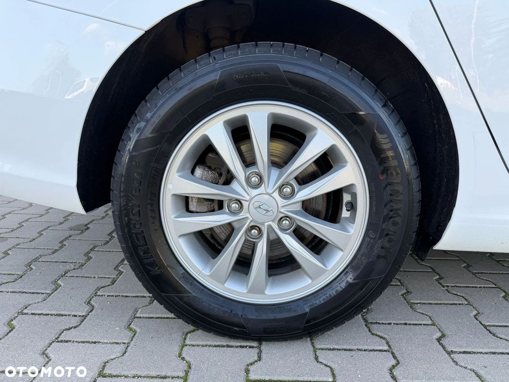 Hyundai i30 1.5 T-GDI 48V Modern - 7