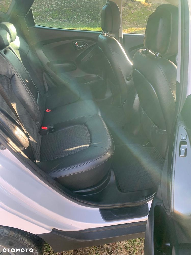 Hyundai ix35 2.0 CRDi 4WD Automatik Premium - 6