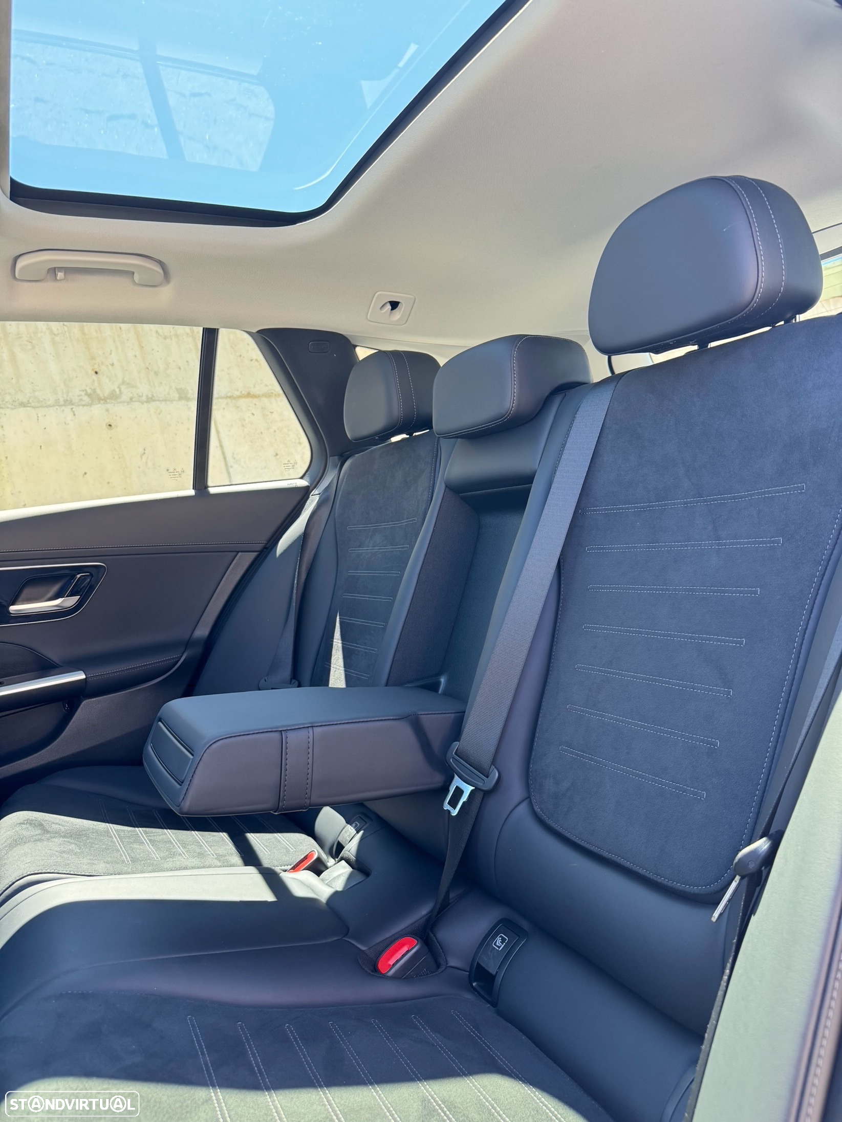 Mercedes-Benz C 300 e AMG Line - 8