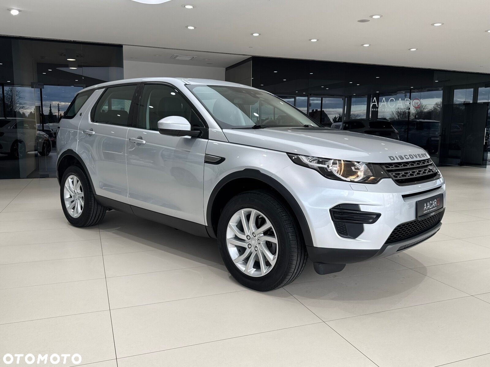 Land Rover Discovery Sport 2.0 TD4 SE - 6