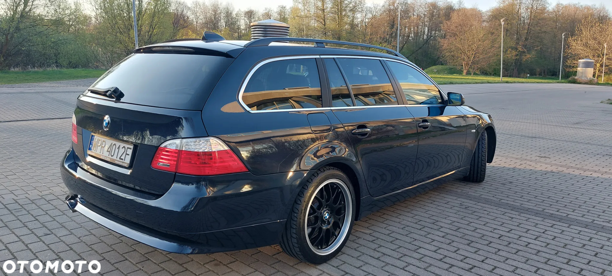 BMW Seria 5 520d Touring - 6