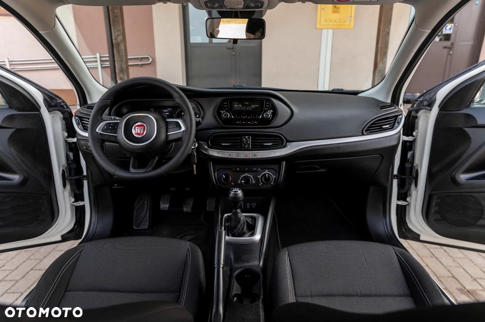 Fiat Tipo 1.4 16V More - 27
