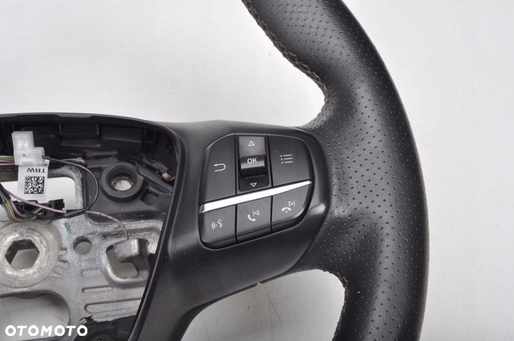 FORD FIESTA MK8 KIEROWNICA SKÓRZANA MULTIFUNKCYJNA - 3