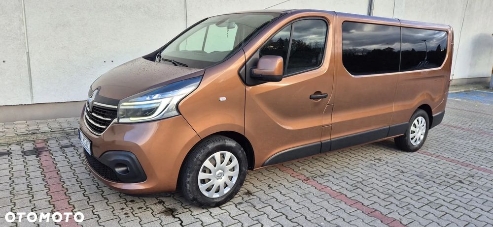 Renault Trafic - 2