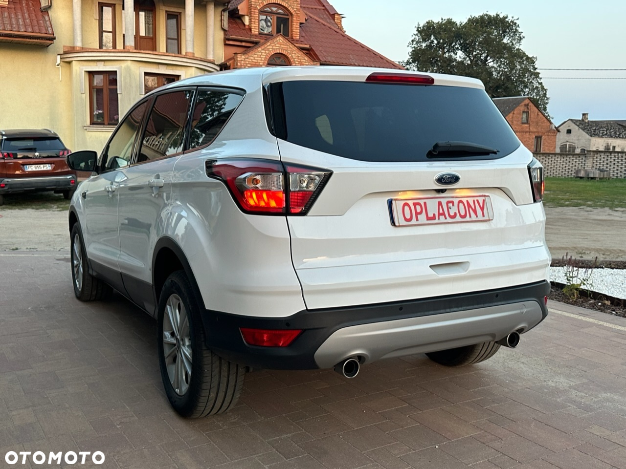 Ford Kuga - 20