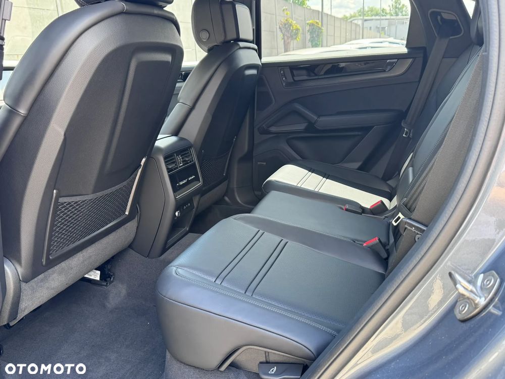 Porsche Cayenne S E-Hybrid PHEV Black Edition - 19