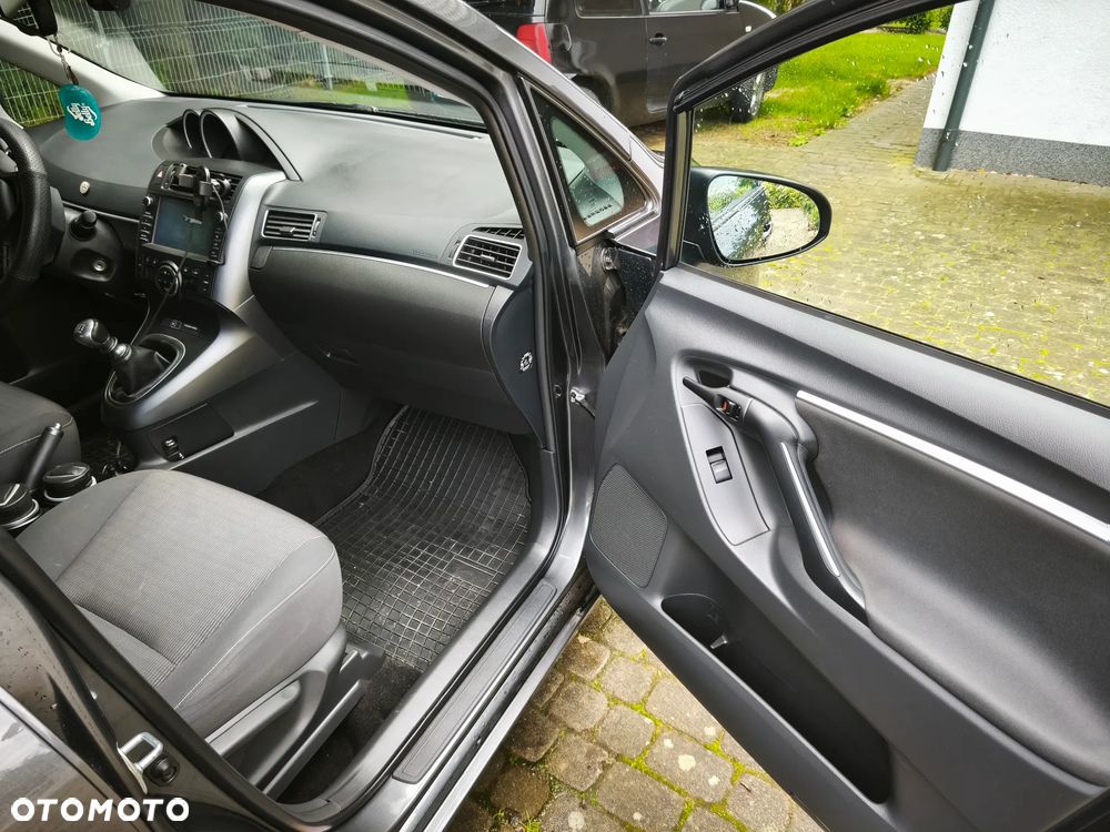 Toyota Verso 1.8 5-Sitzer Edition S+ - 11