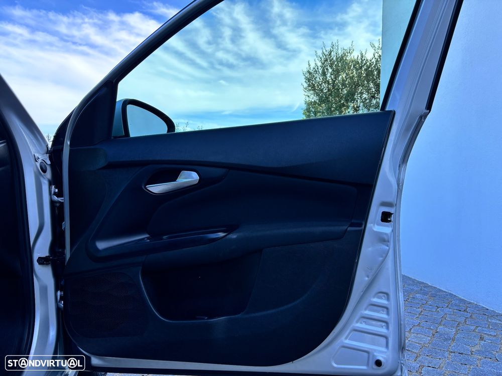 Fiat Tipo 1.3 M-Jet Street - 19