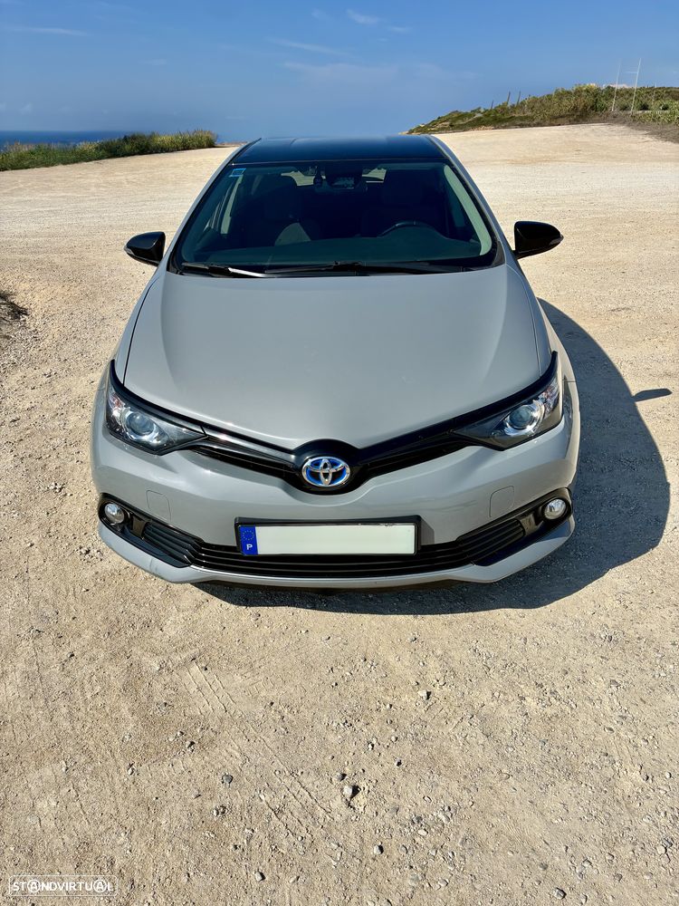 Toyota Auris 1.8 HSD Comfort +P.Sport+Navi - 2