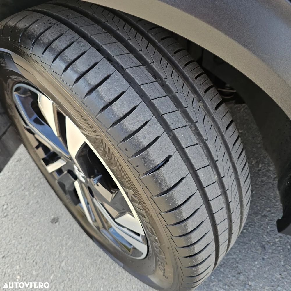 Peugeot 2008 BlueHDi 130 EAT8 Allure - 17
