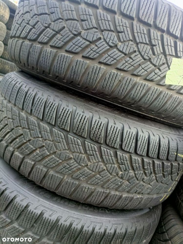 Koła zimowe Toyota 215/60/17 Goodyear 5x114,3 - 3
