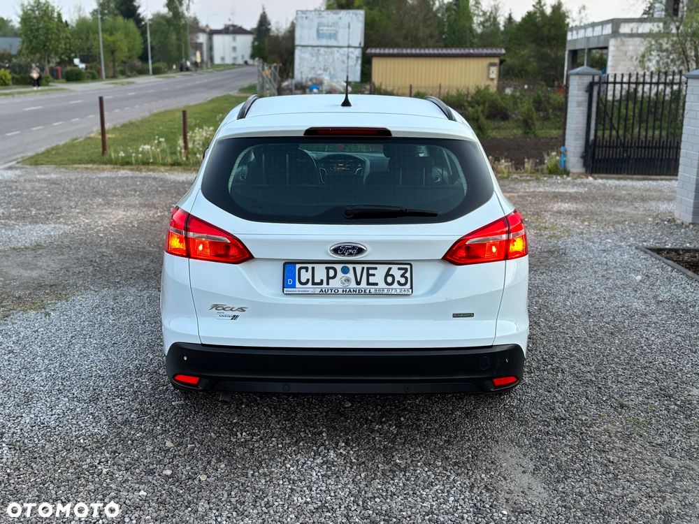 Ford Focus - 25