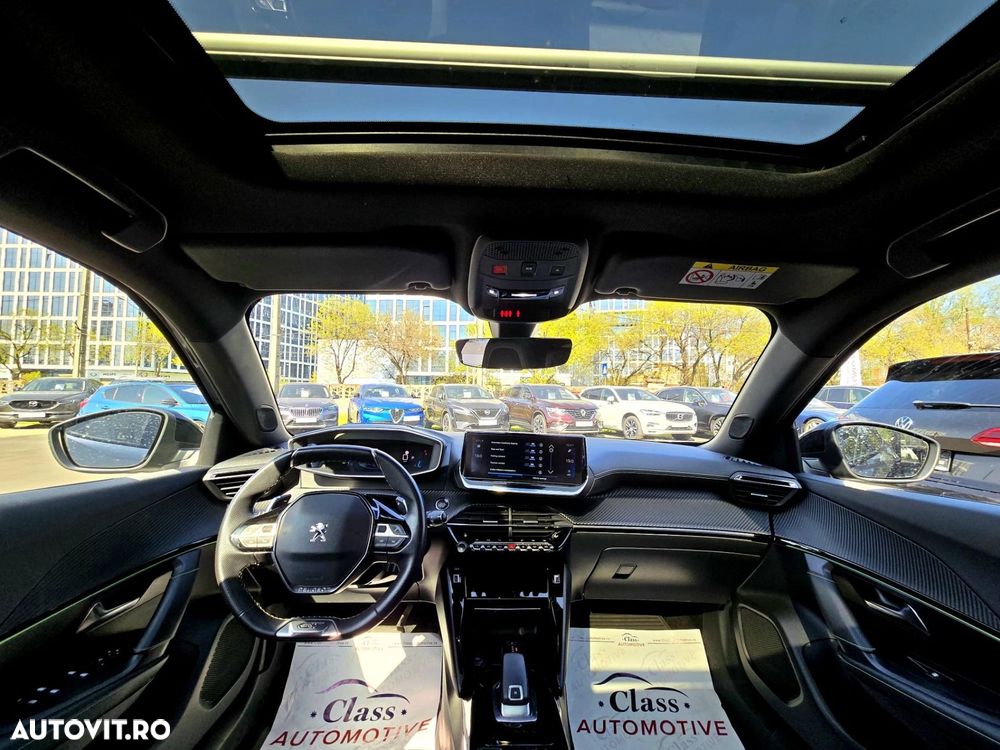 Peugeot 2008 1.2 L PureTech STT EAT8 GT Line - 8