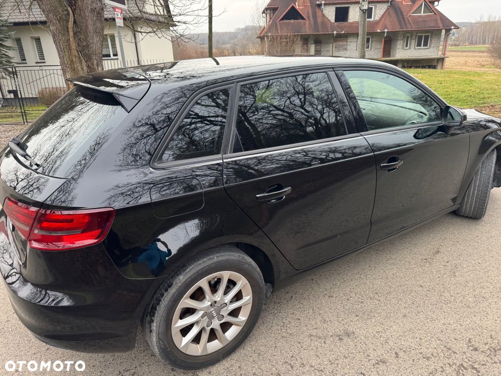 Audi A3 Sportback 2.0 TDI Quattro Attraction - 10