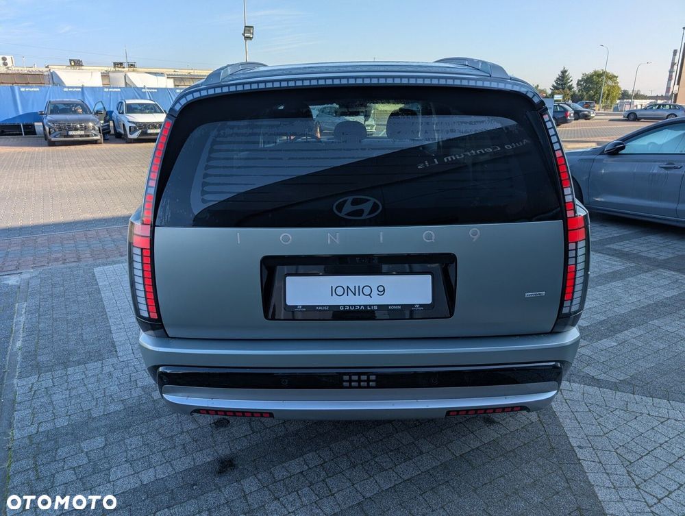 Hyundai IONIQ 9 - 9