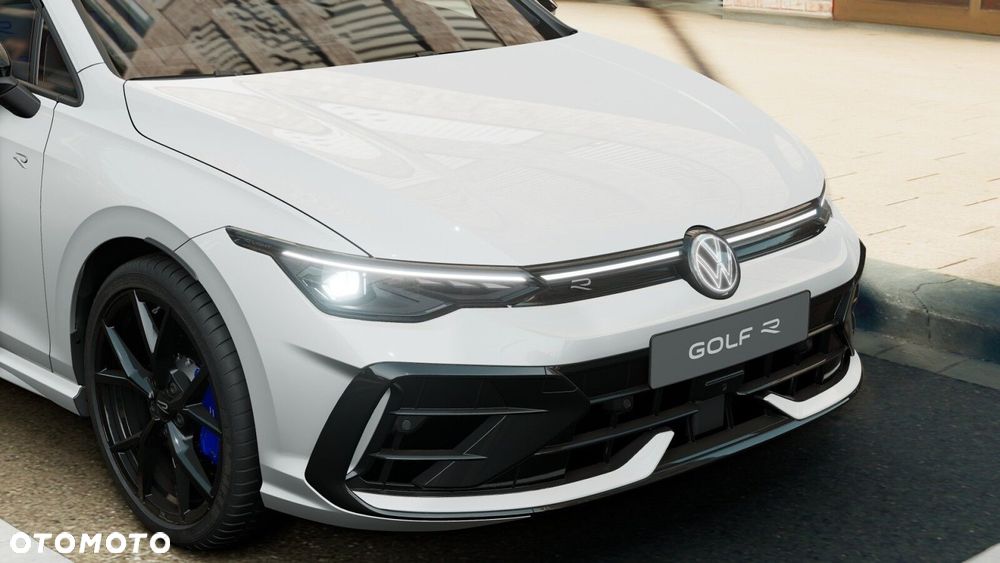 Volkswagen Golf - 6