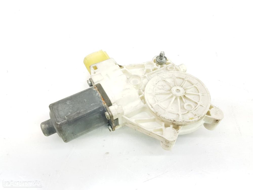 MOTOR ELEVADOR FRENTE DIREITO BMW SERIE 1 BERLINA E81E87 - 1