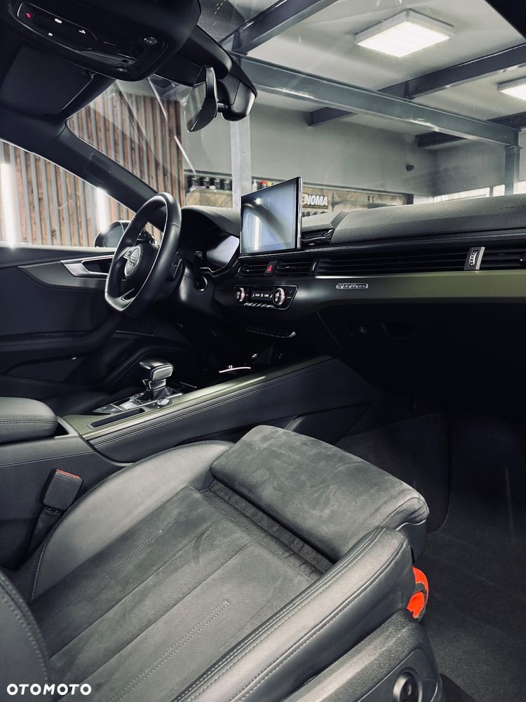 Audi A5 Limousine - 14