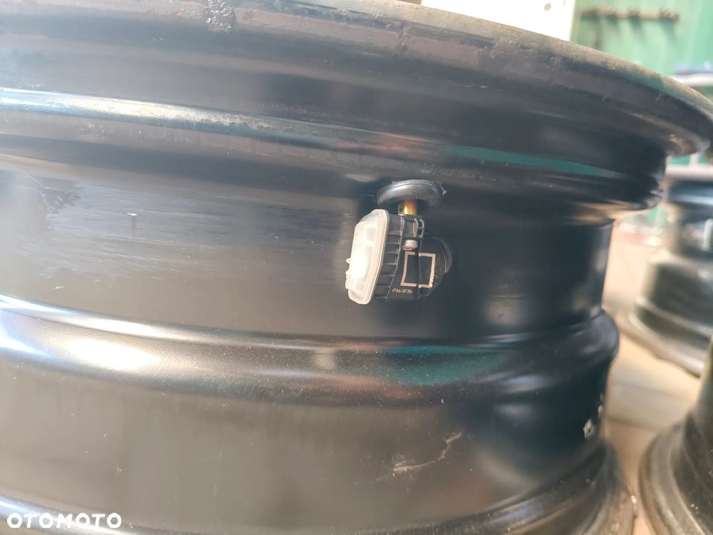 FELGI STALOWE 6.5Jx16 ET50 5x108 + czujnik - Ford Focus - 2