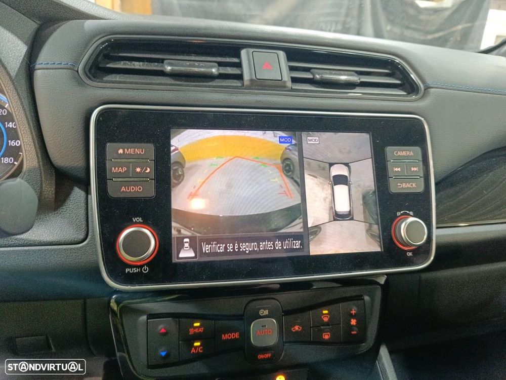 Nissan Leaf N-Connecta - 13