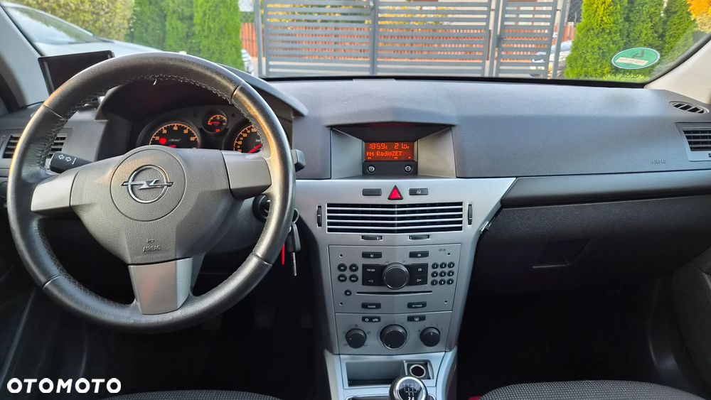 Opel Astra 1.6 Style - 19