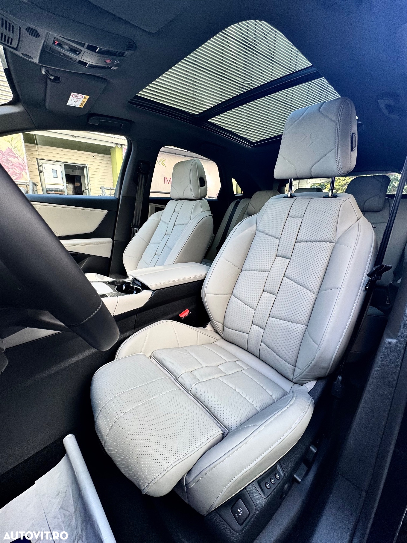 DS Automobiles DS 7 Crossback DS7 1.6 PHeV AWD 360 EAT8 OPERA - 12