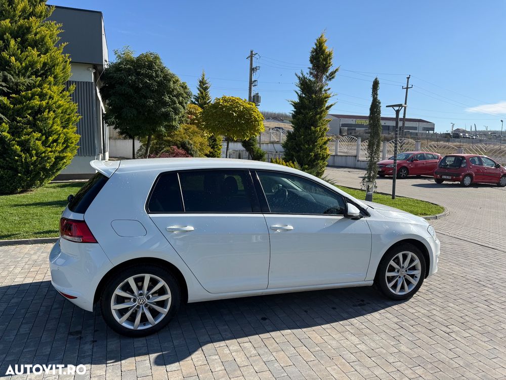 Volkswagen Golf 1.6 BlueTDI DSG Comfortline - 11