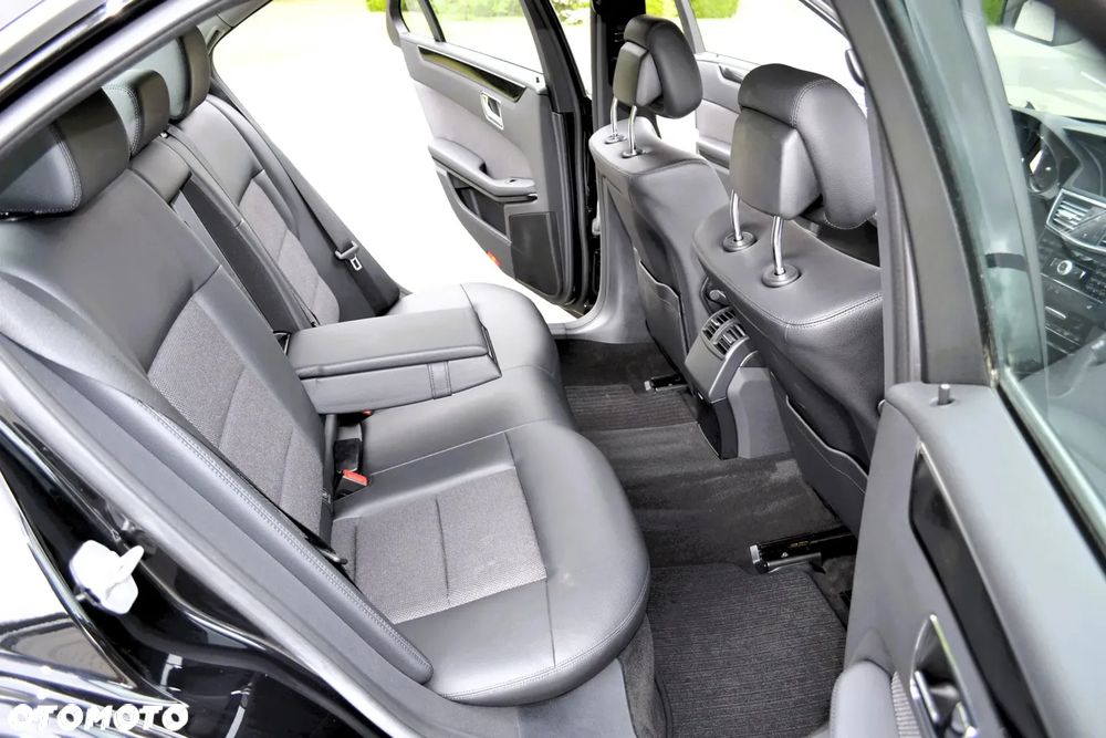 Mercedes-Benz Klasa E 200 CDI DPF BlueEFFICIENCY Automatik Avantgarde - 31
