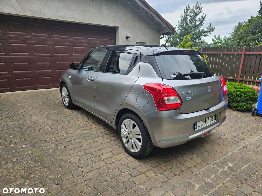 Suzuki Swift 1.2 Premium Plus - 4